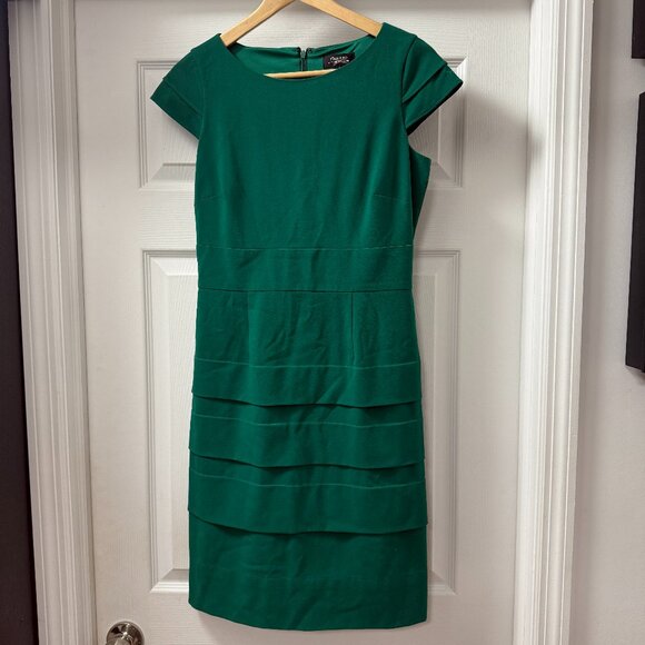 TAHARI ASL Green Cap Sleeve Stretch Gabardine Tucked Sheath Dress Size 4 - Picture 1 of 11